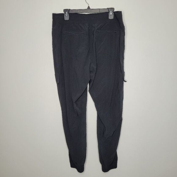 ATHLETA Chelsea Utility Jogger Black On The Go Workout Stretch Size 16 - Picture 2 of 8